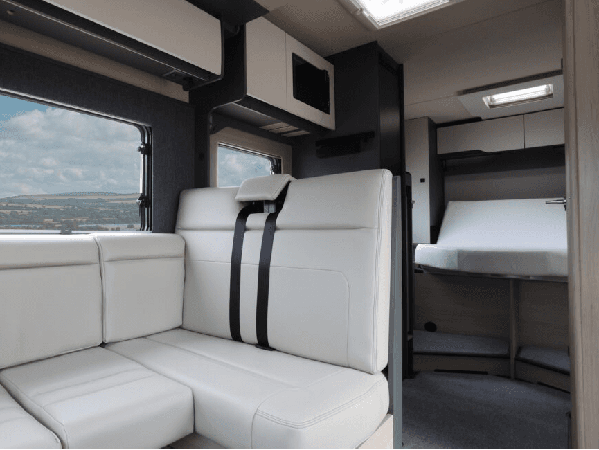 alys interior 1