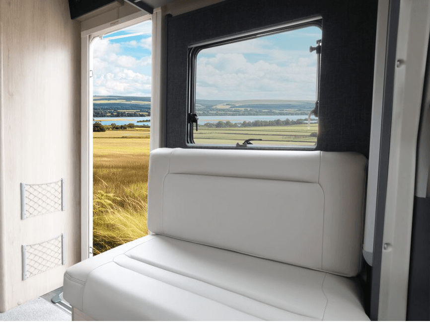 alys interior3