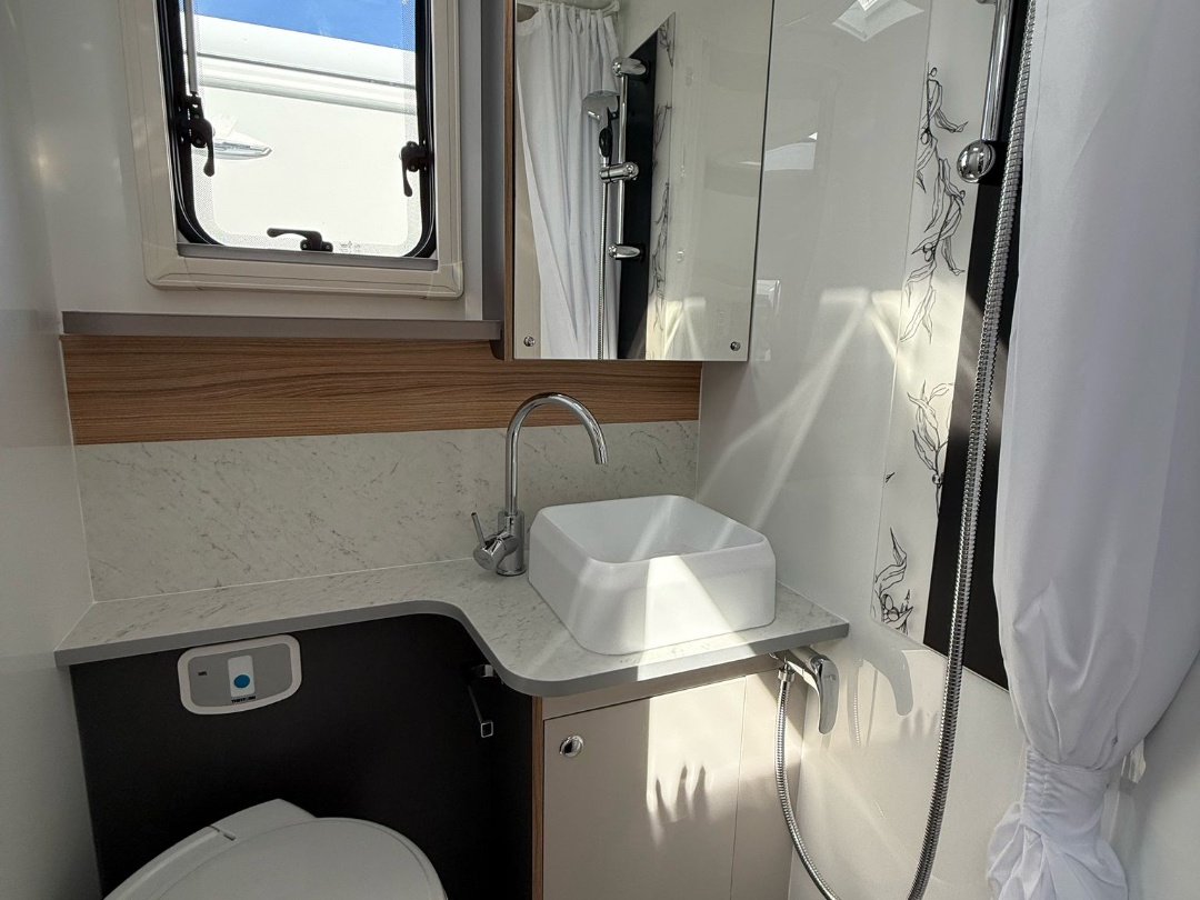 WhyKnott Hire- Bethan bathroom