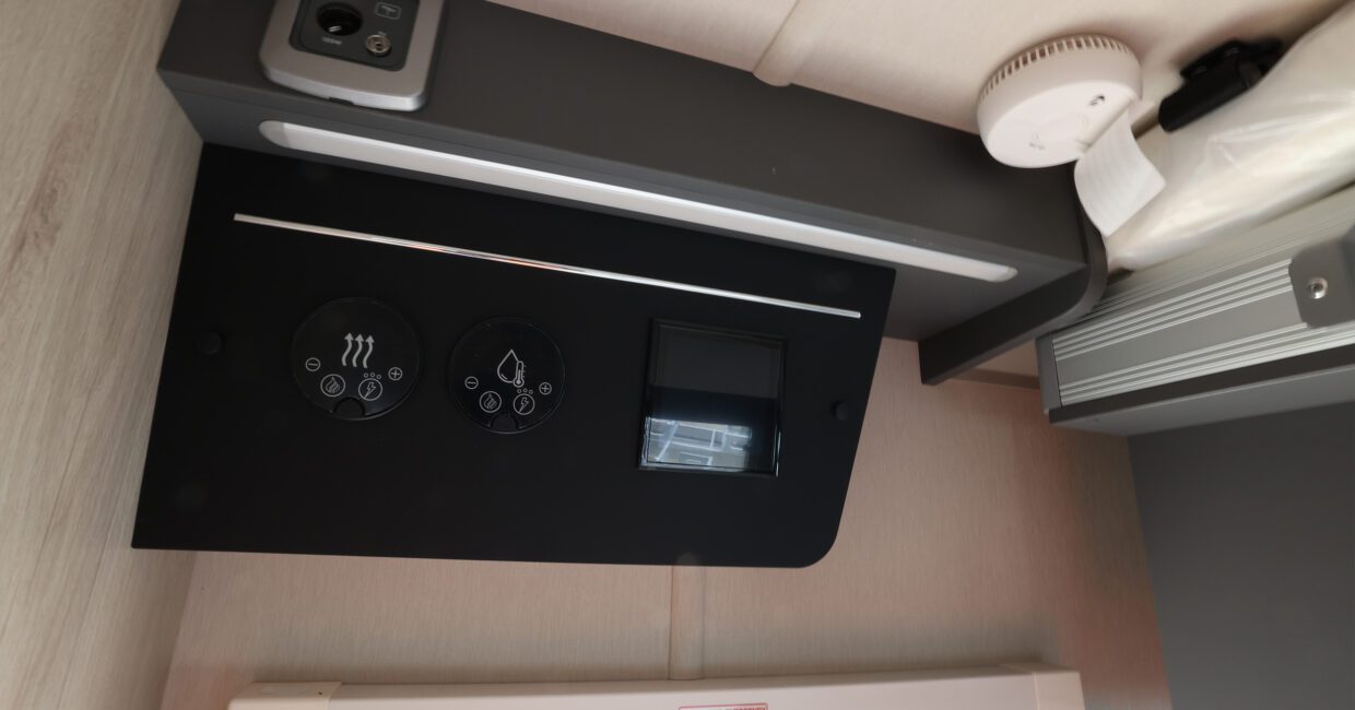 f74-interior-5-1240x650